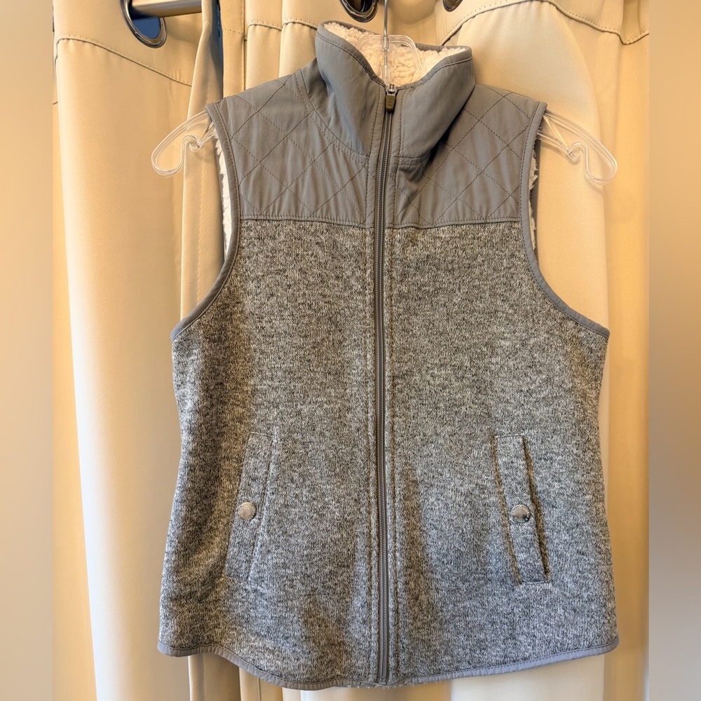 Abercrombie & Fitch Heather Gray Women's Vest